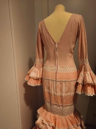 Vestido traje flamenca Manuela Macías  rosa 38