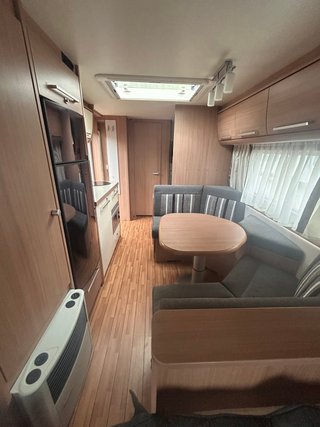 Caravana Knaus Sudwind 550 QS