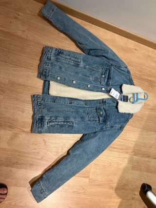 Cazadora vaquera con borreguito Pull&Bear