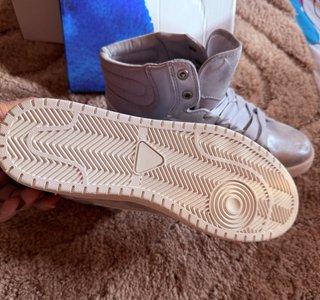 Botines Metalizados Plateados