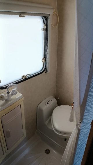 Se vende Caravana Avondale en Valencia