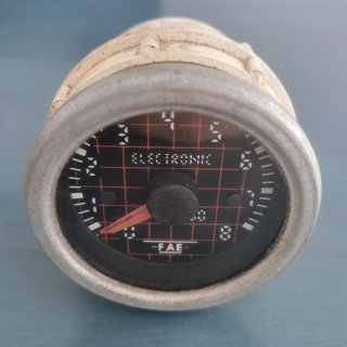 Reloj Cuentarrevoluciones Coche Clásico FAE