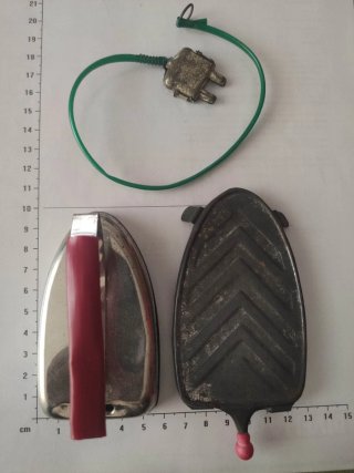 Giocattolo anni '50/'60 ferro da stiro