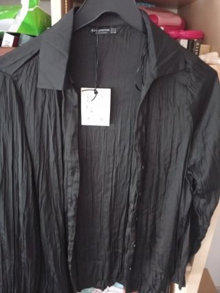 Camisa Stradivarius negra talla S