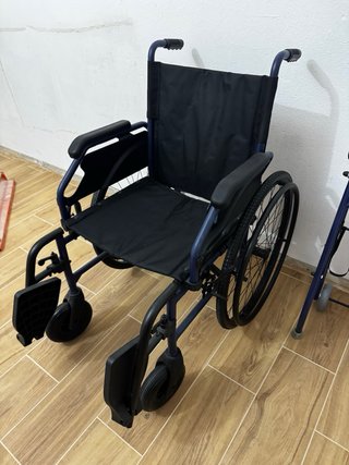 Silla de ruedas Saby – NUEVA / uso puntual