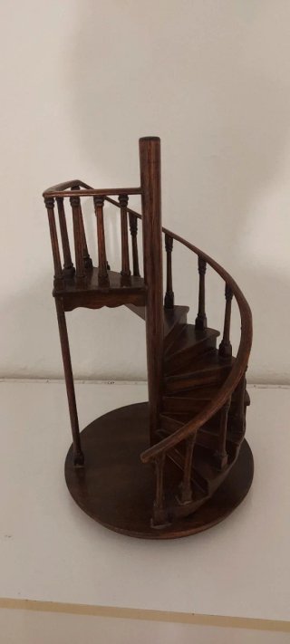 Maqueta Escalera Caracol Madera