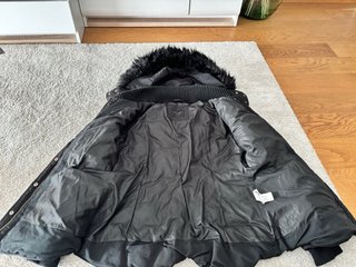 Plumas Zara Negro