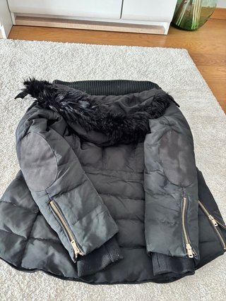 Plumas Zara Negro
