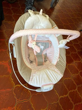 Hamaca Ingenuity para bebé
