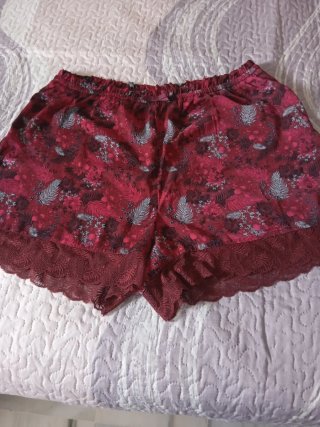 Pantalón corto estampado floral
