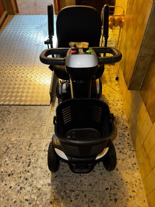 Scooter Eléctrico MedicalPro R300