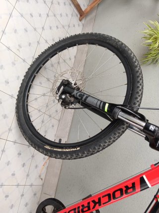 Bicicleta Rockrider Roja niños