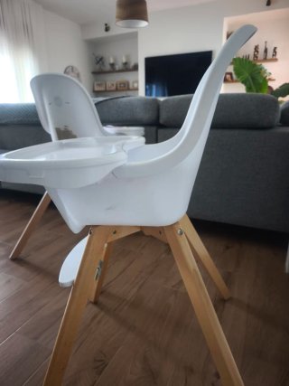 Trona para Bebé con Patas de Madera