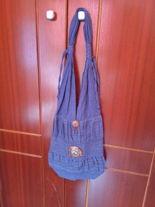 Bolso estilo hippie azul de Natura