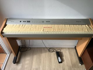 Piano Digital Ringway PDP220