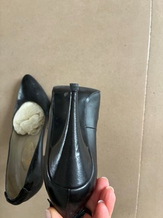 Zapatos de salón tacón piel negros