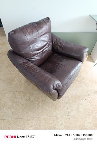 Sillón relax de piel marrón