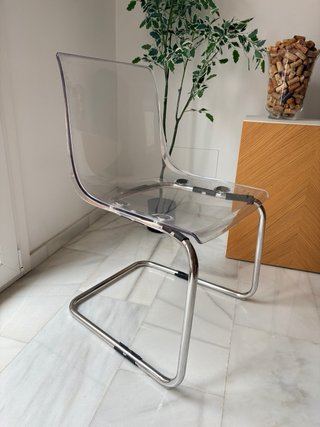 Silla Transparente IKEA