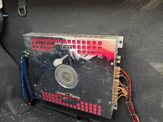 Altavoces Kenwood 300W y etapa de potencia