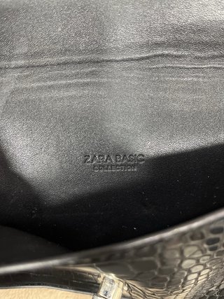 Bolso de fiesta Zara negro