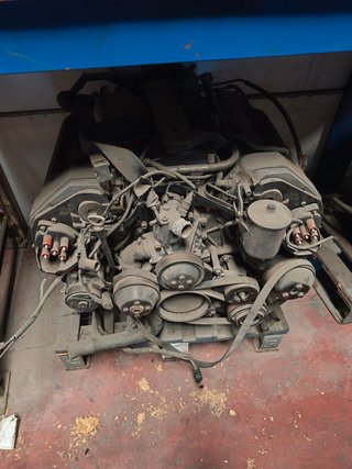Motor Mercedes 500 V8 W140