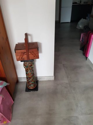 Costurero de madera vintage