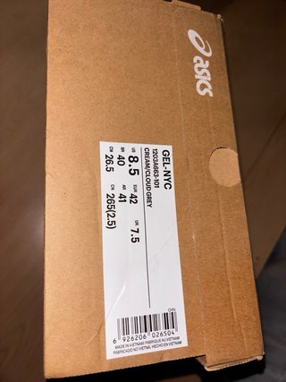 Asics NYC Grises Talla 42 Nuevas