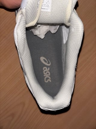 Asics NYC Grises Talla 42 Nuevas