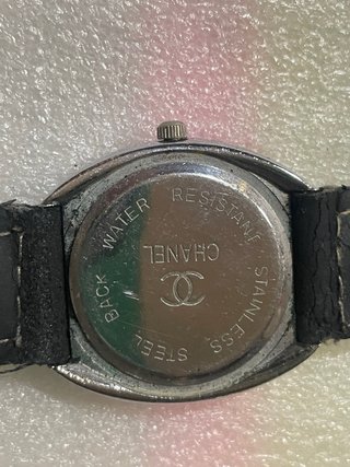 Reloj Chanel quartz,señora pulsera cuero negro