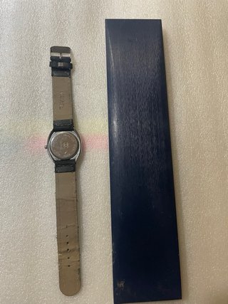 Reloj Chanel quartz,señora pulsera cuero negro