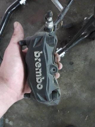 Freno Delantero Brembo