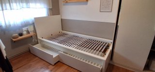 Cama  Ikea con colchón 90×200cm,con 2 cajones.