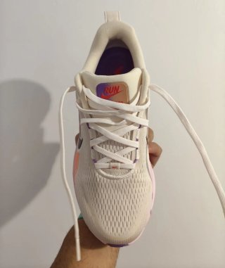 T40,5 Zapatillas Nike Vomero 18