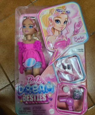 Barbie Dream Besties Malibu Muñeca