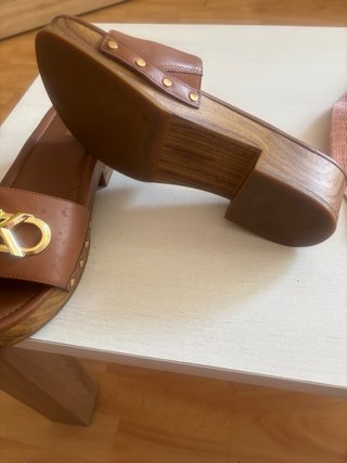 Sandalias Michael Kors Marrones