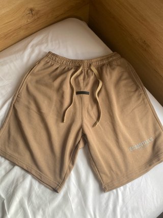 Pantalón corto ESSENTIALS beige