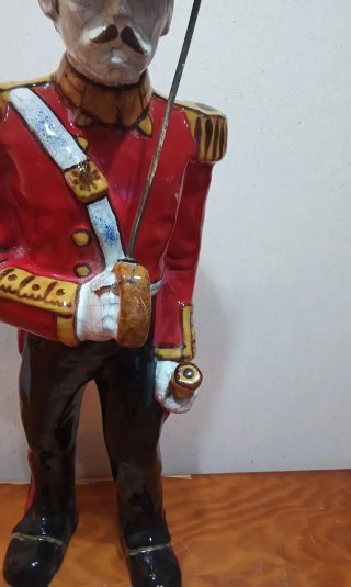 Figura Soldado Barro Porcelana Policromada