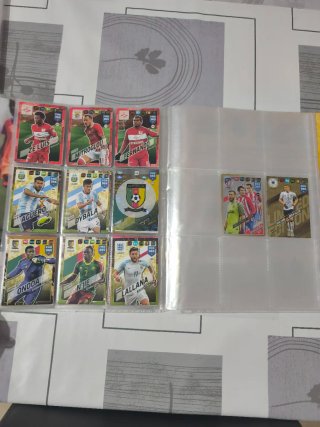 Álbum Panini Adrenalyn XL 2018 FIFA 365