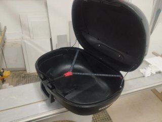 Baúl Shad y soporte FZ6N