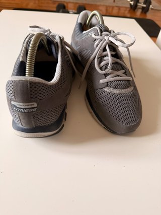 Zapatillas Skechers Shape-ups LIV talla 44