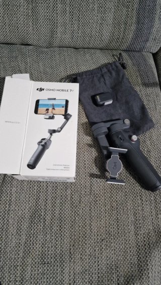 DJI Osmo Mobile 7P Gimbal para Smartphone