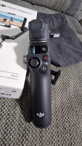 DJI Osmo Mobile 7P Gimbal para Smartphone