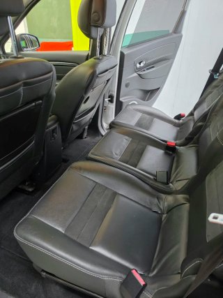 Renault Grand Scenic 2012