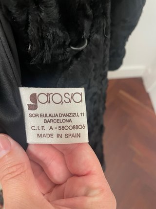 Abrigo de piel negro. Astracan. Se uso 5 veces