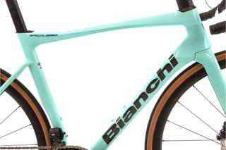 Bicicleta Bianchi Specialissima Comp Di2 12V t.56 Reacondicionada