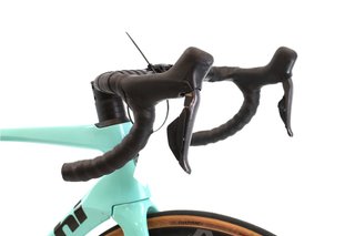 Bicicleta Bianchi Specialissima Comp Di2 12V t.56 Reacondicionada