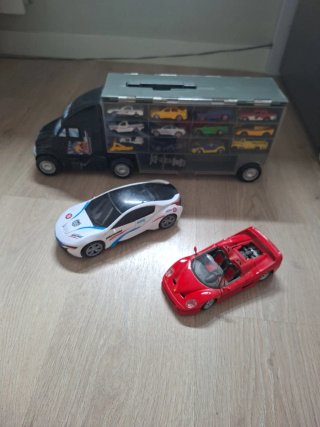Set de Camión Transportador y Coches de Juguete