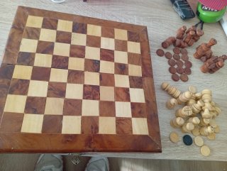 Juego de Ajedrez y Damas de Madera