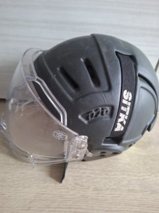 Casco Sitka Hockey Talla S