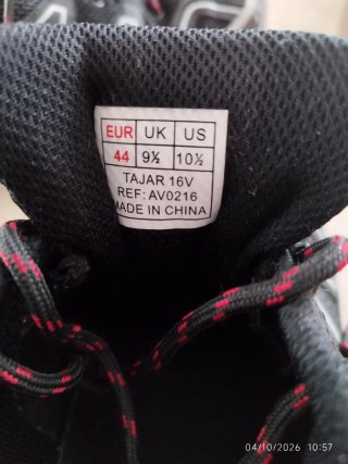 Zapatillas trekking +8000 Tajar 16V negras/grises